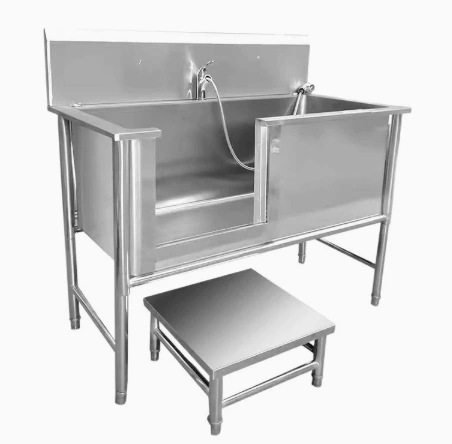 Standard pet grooming bath tub shown in the supplied Mintor product catalog