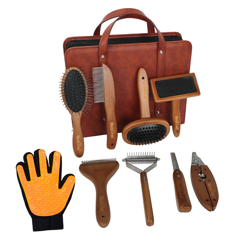 Natural-tone pet grooming kit with carry bag showing the supplied tool assortment